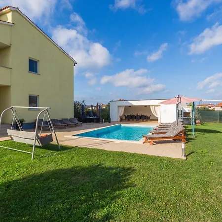 Villa Beautiful Rampic With Private Pool Near The In