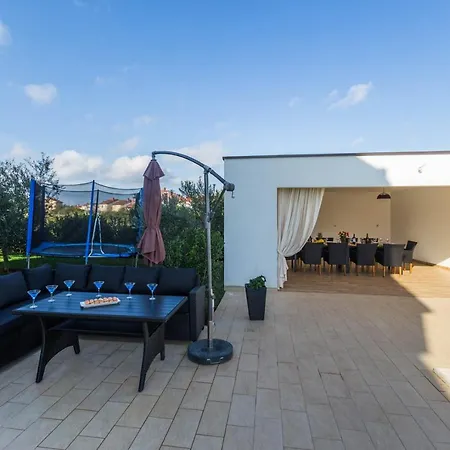 Villa Beautiful Rampic With Private Pool Near The In Fazana