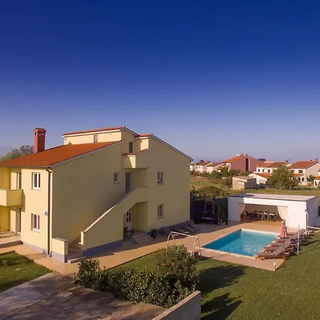 Beautiful Rampic With Private Pool Near The In * Fazana
