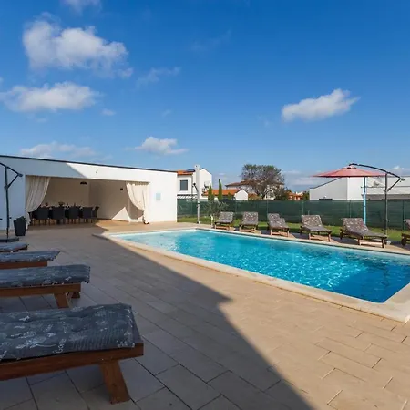 Beautiful Rampic With Private Pool Near The In Villa *