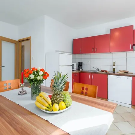 Beautiful Rampic With Private Pool Near The In Villa Fazana