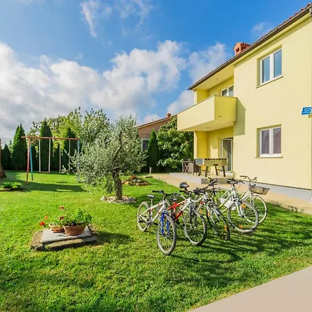 Beautiful Rampic With Private Pool Near The In *
