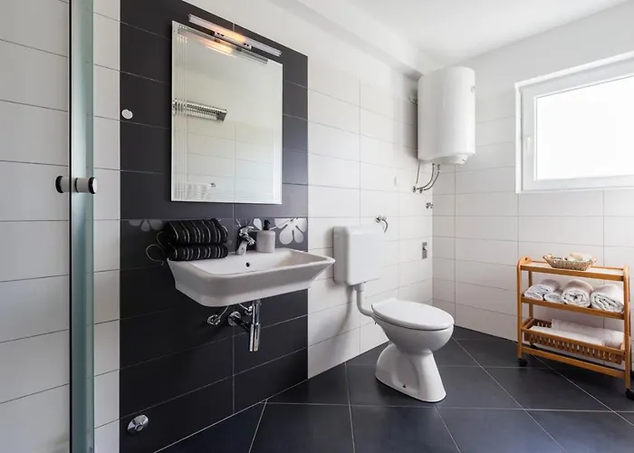 Beautiful Rampic With Private Pool Near The In Villa *