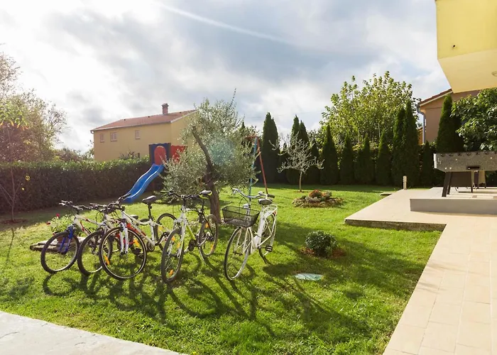 Beautiful Rampic With Private Pool Near The In Villa